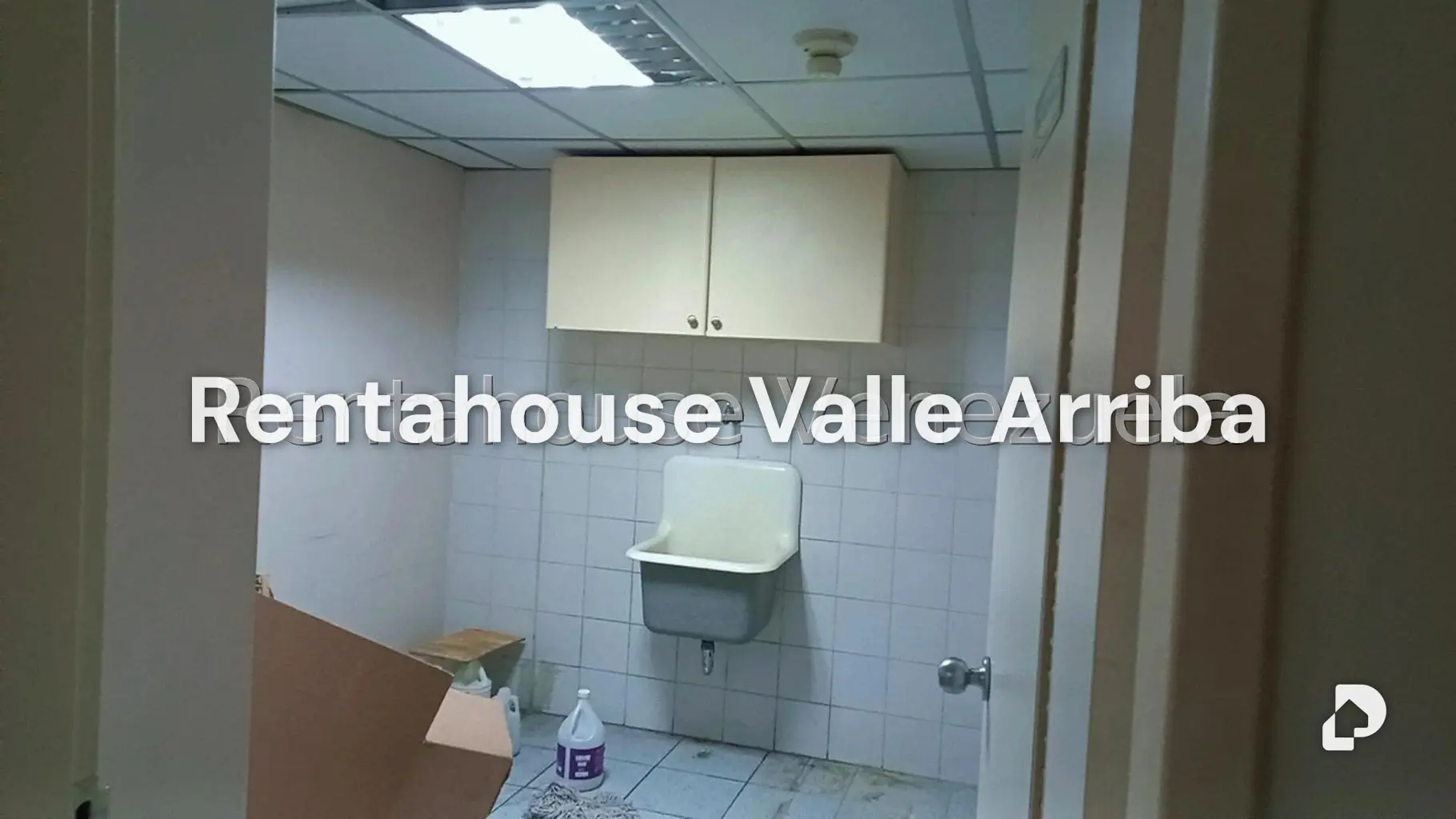 Local comercial en El Cafetal, Caracas – 20