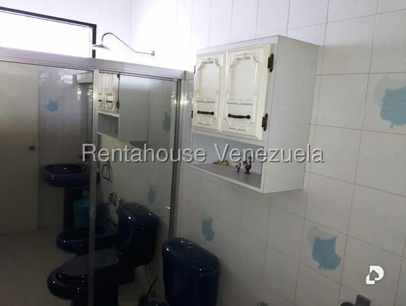 Casa en San Luis, Caracas – 28