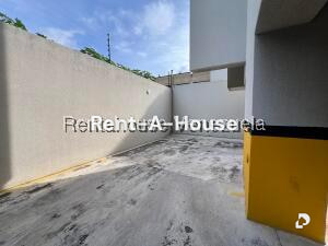 Apartamento en Urbanizacion San Jacinto, Maracay – 28