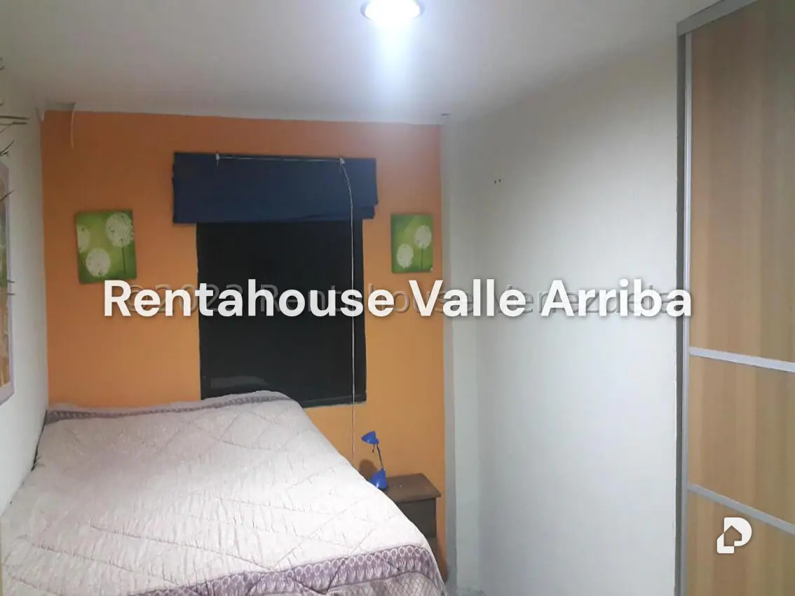 Casa en Karimao Country, Caracas – 29