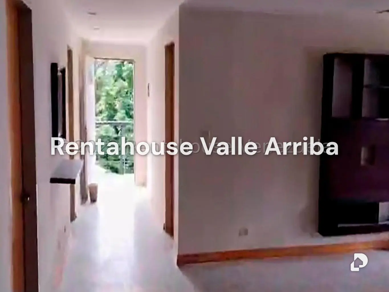Casa en Karimao Country, Caracas – 23