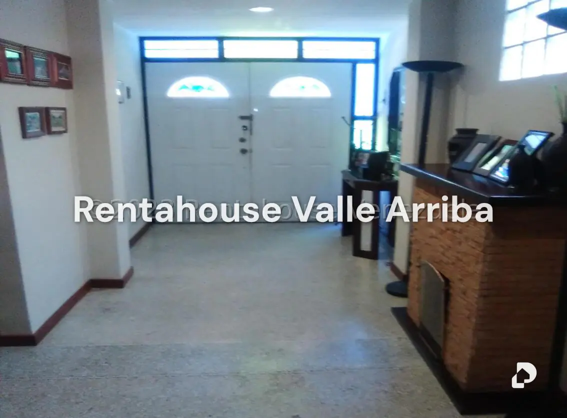 Casa en Karimao Country, Caracas – 5