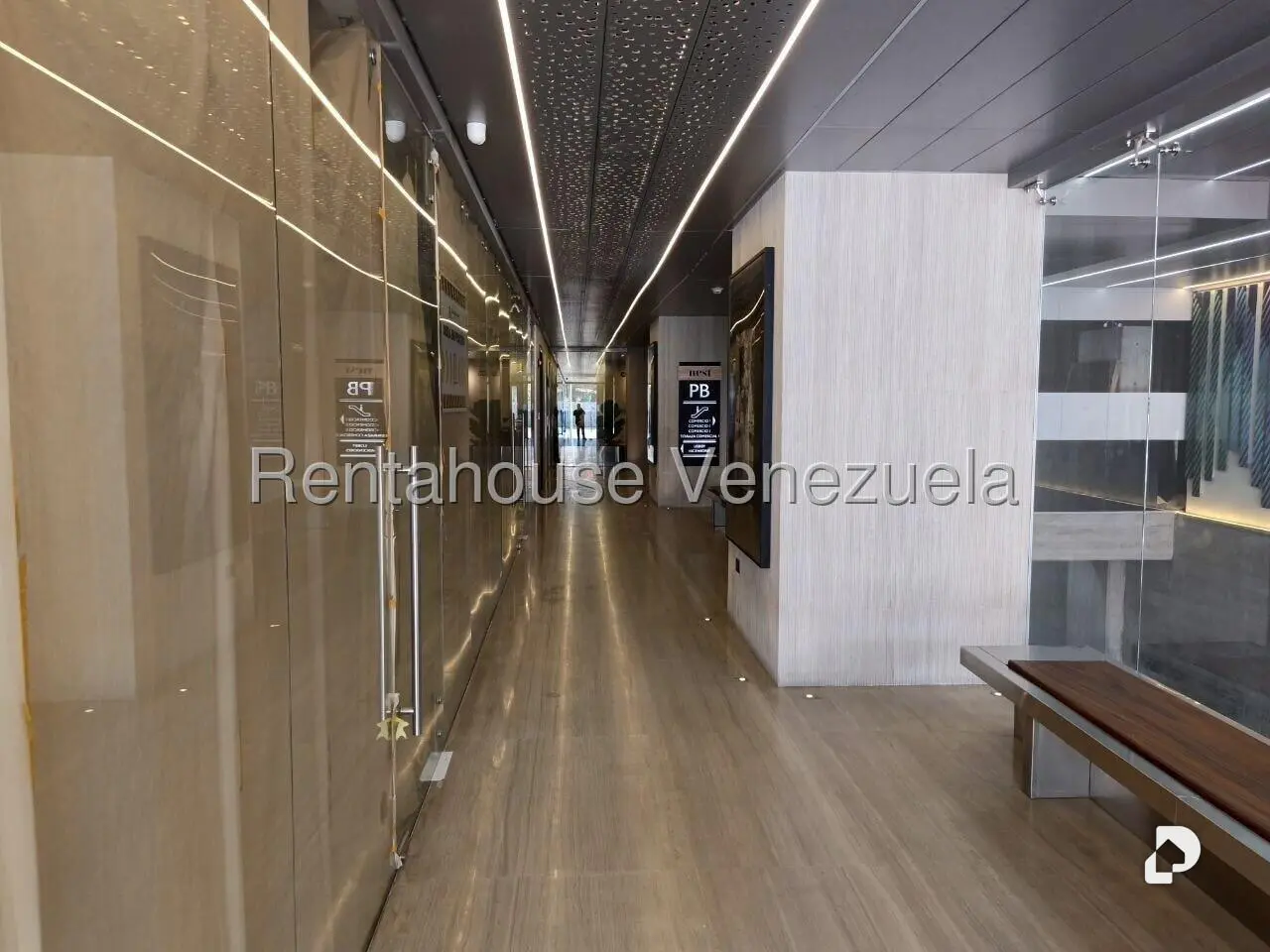 Oficina en Las Mercedes, Caracas – 3