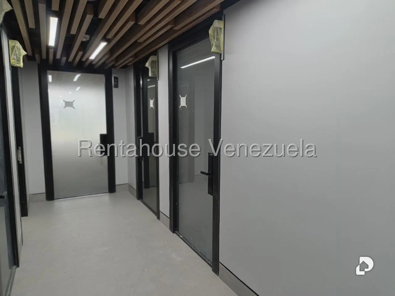 Oficina en Las Mercedes, Caracas – 6