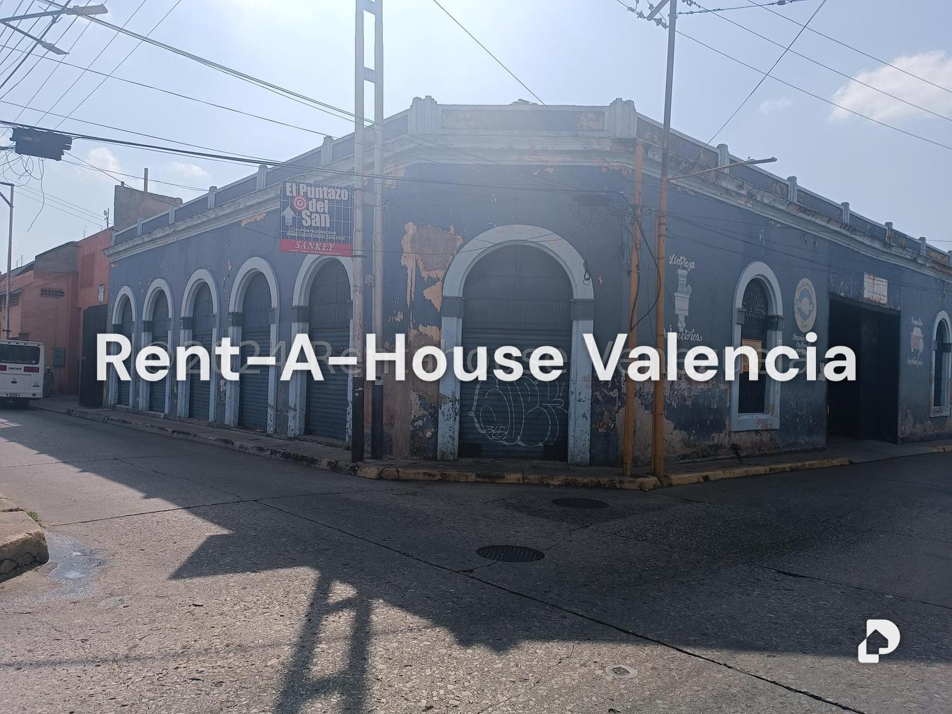 Galpón en Centro, Valencia – 38