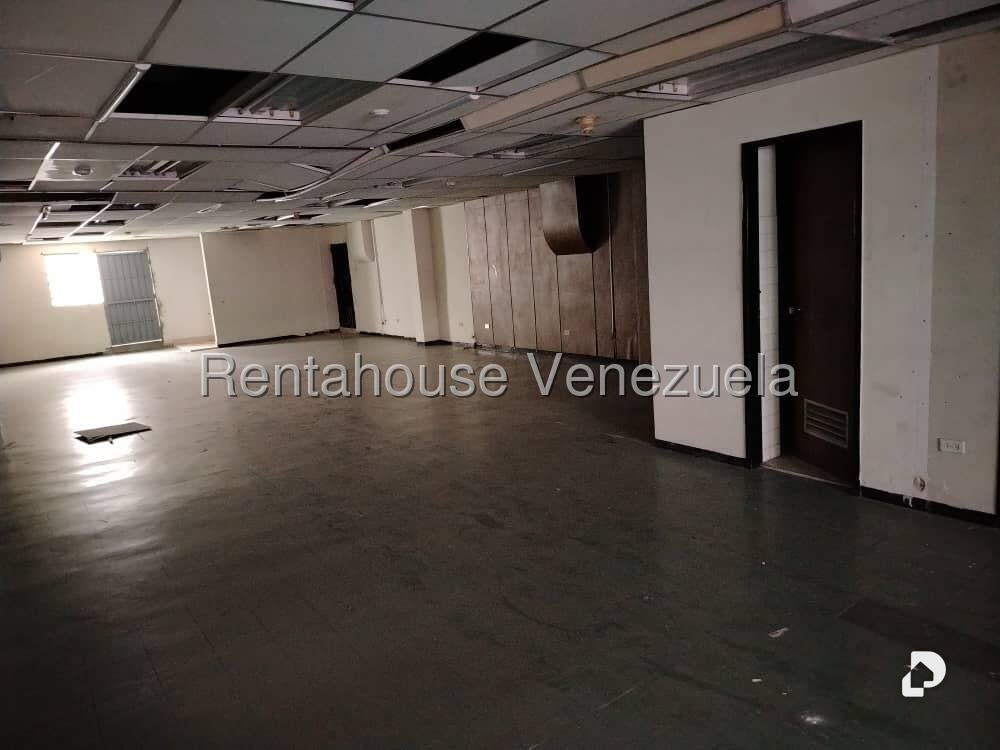 Local comercial en Parroquia La Candelaria, Caracas – 7