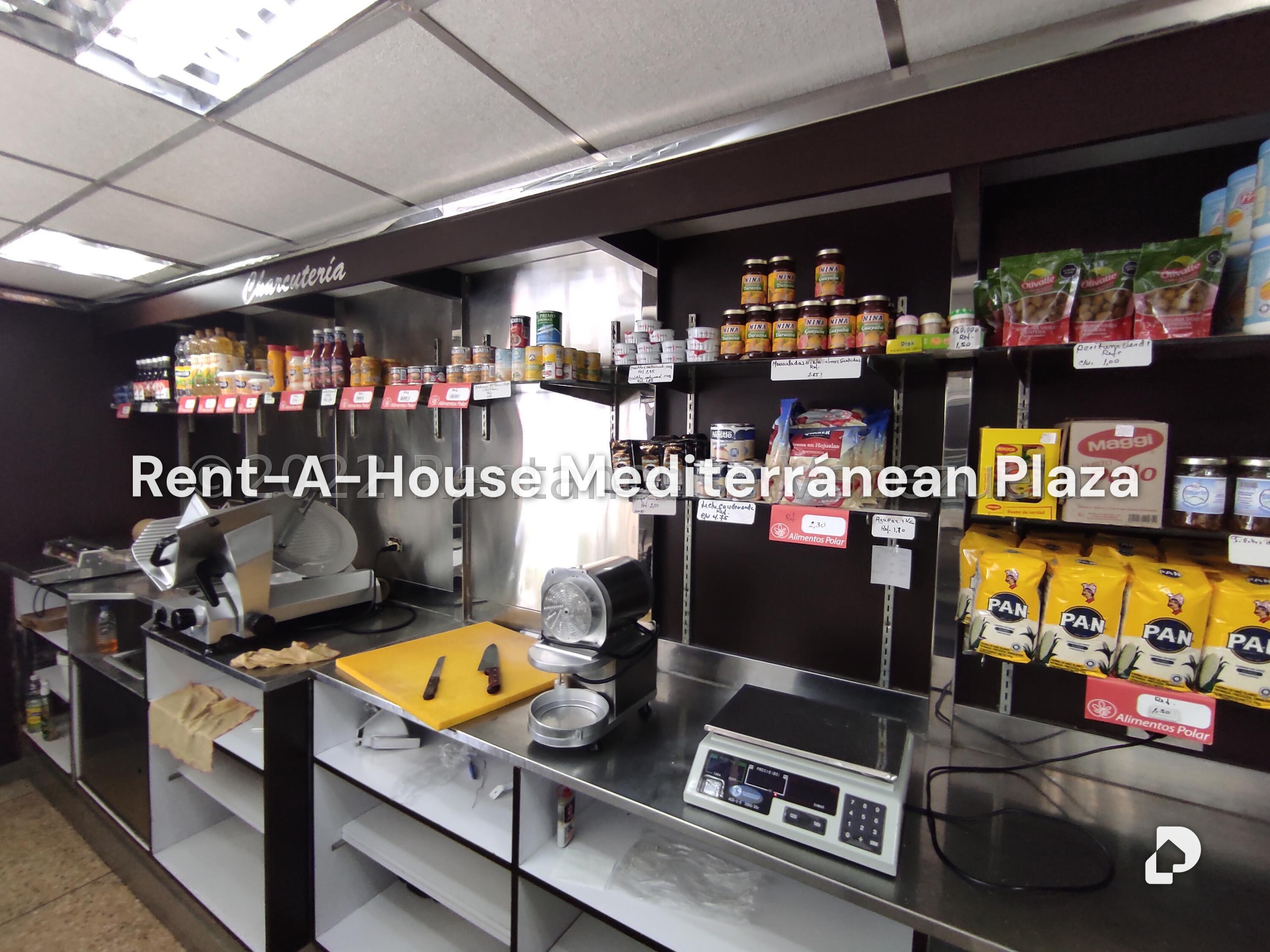 Local comercial en Parque Valencia, Valencia – 23
