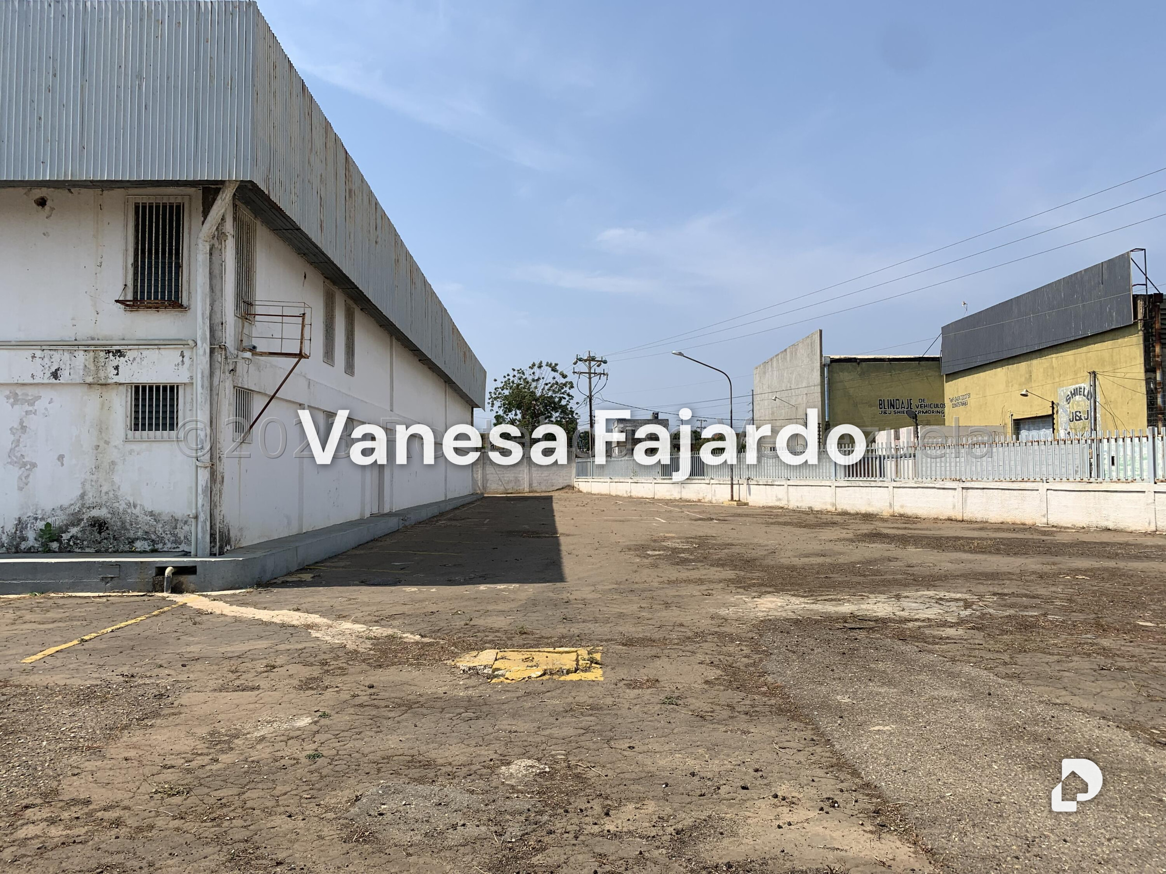 Local comercial en Avenida Goajira, Maracaibo – 12