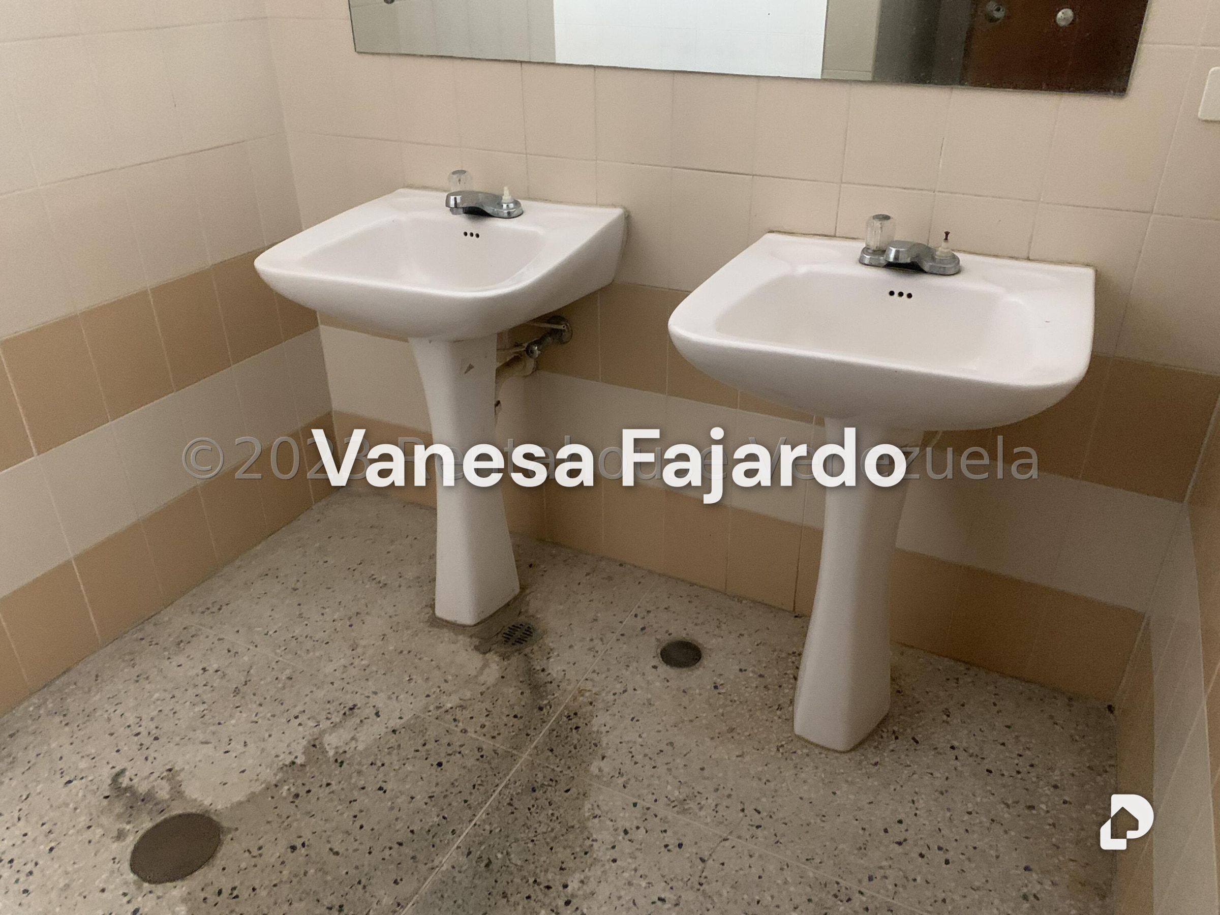 Local comercial en Avenida Goajira, Maracaibo – 19