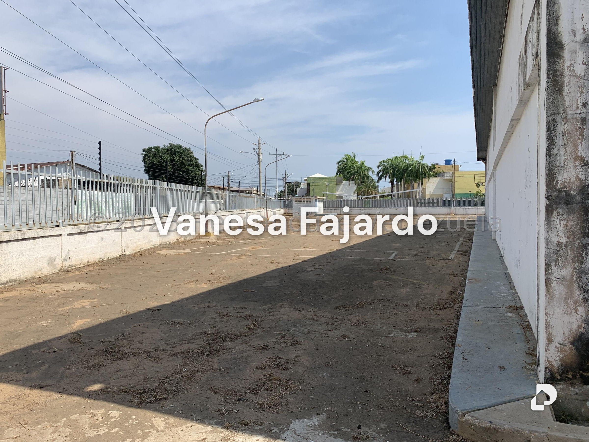 Local comercial en Avenida Goajira, Maracaibo – 5