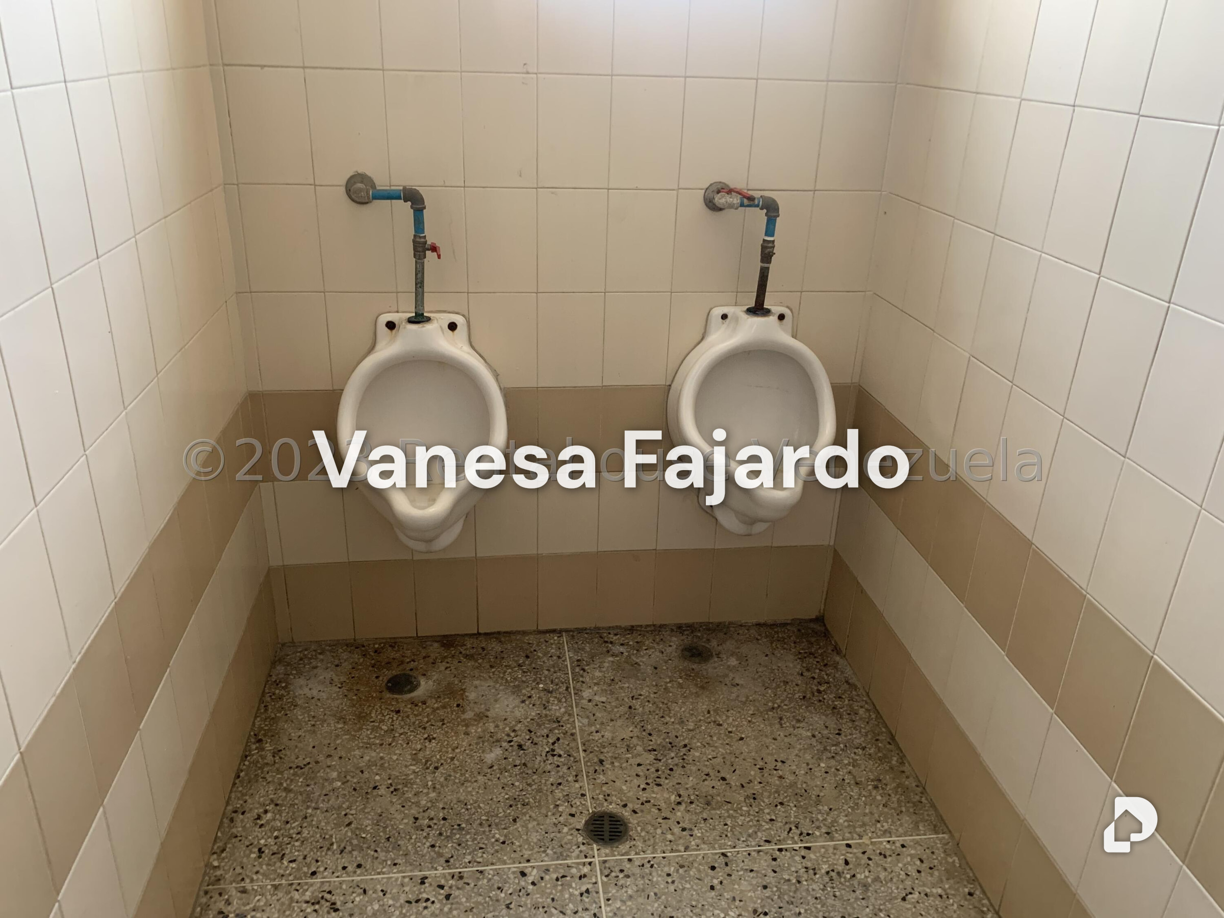 Local comercial en Avenida Goajira, Maracaibo – 16