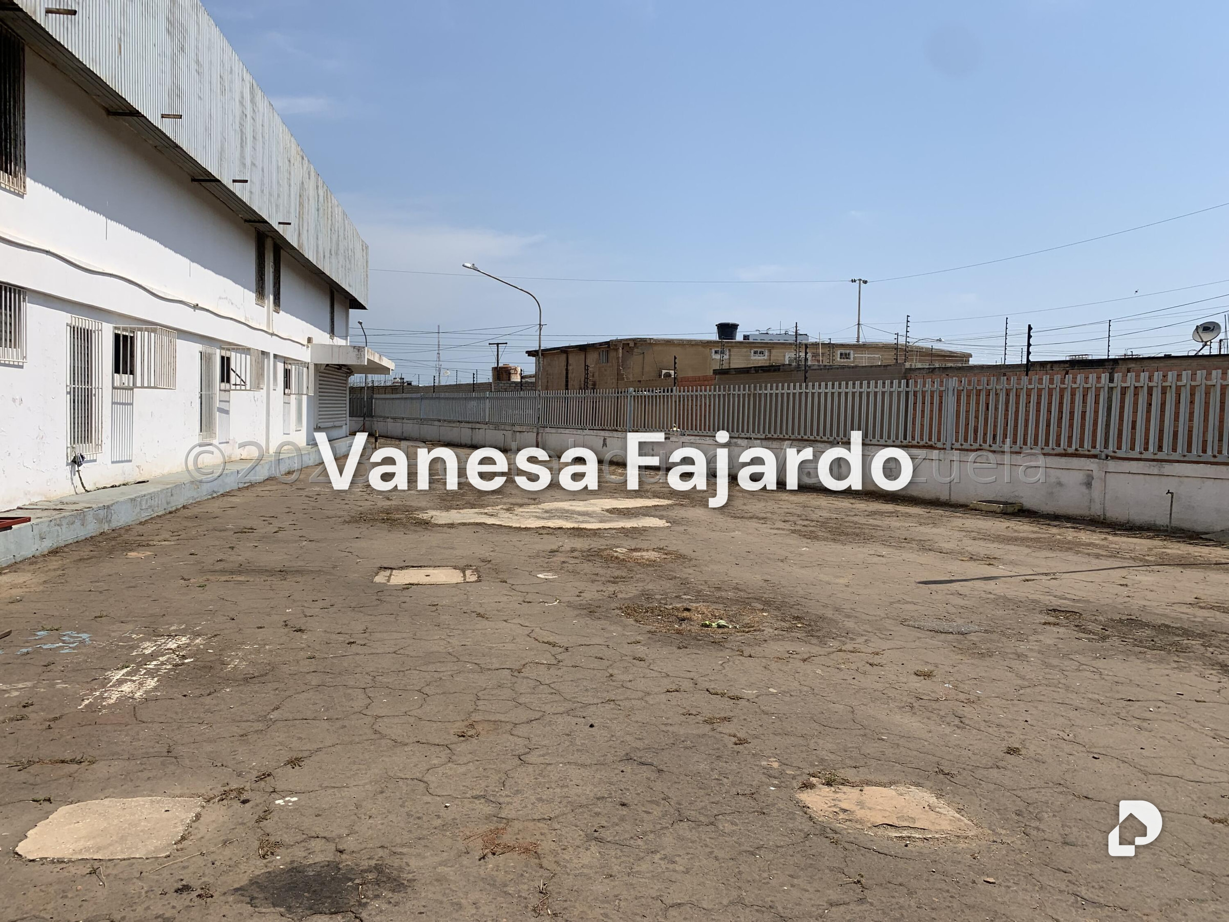 Local comercial en Avenida Goajira, Maracaibo – 4