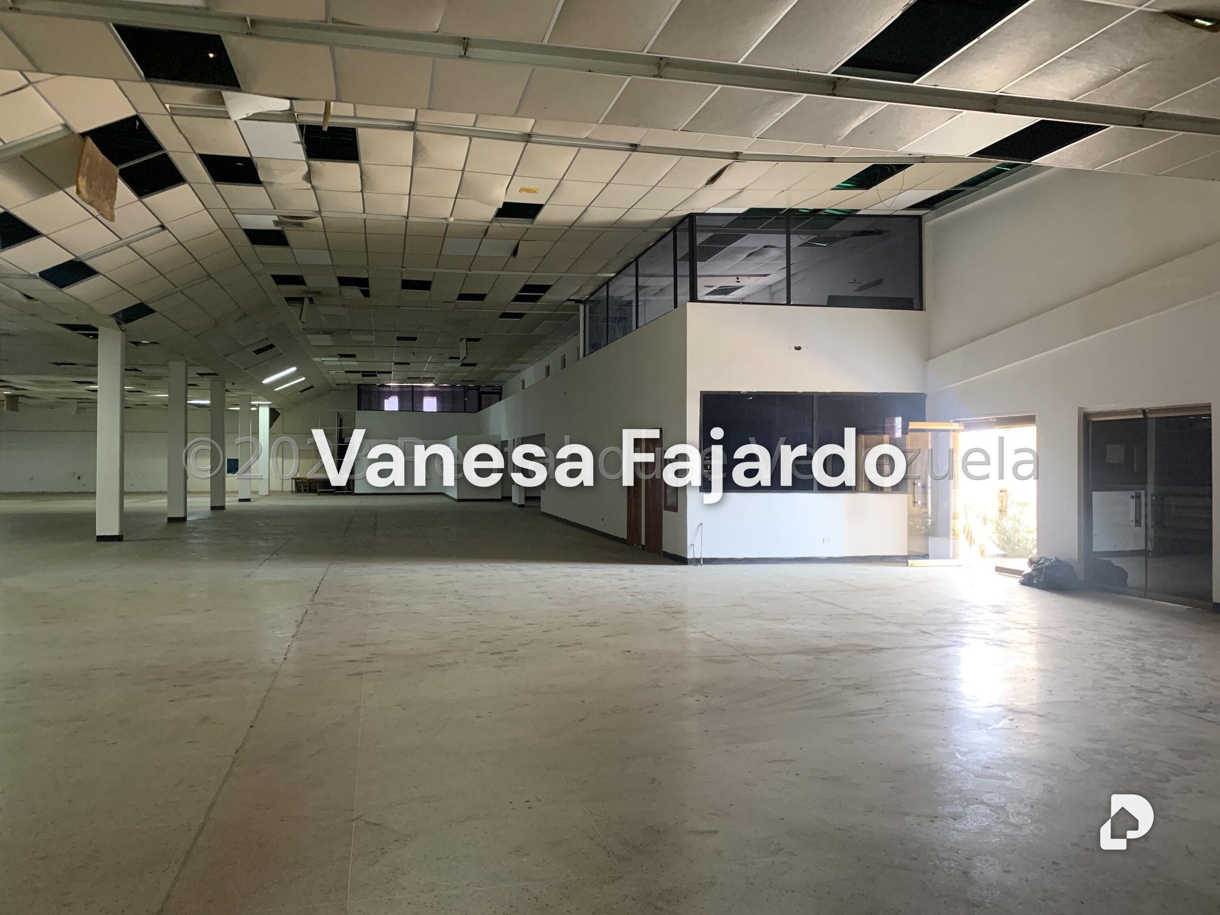 Local comercial en Avenida Goajira, Maracaibo – 6