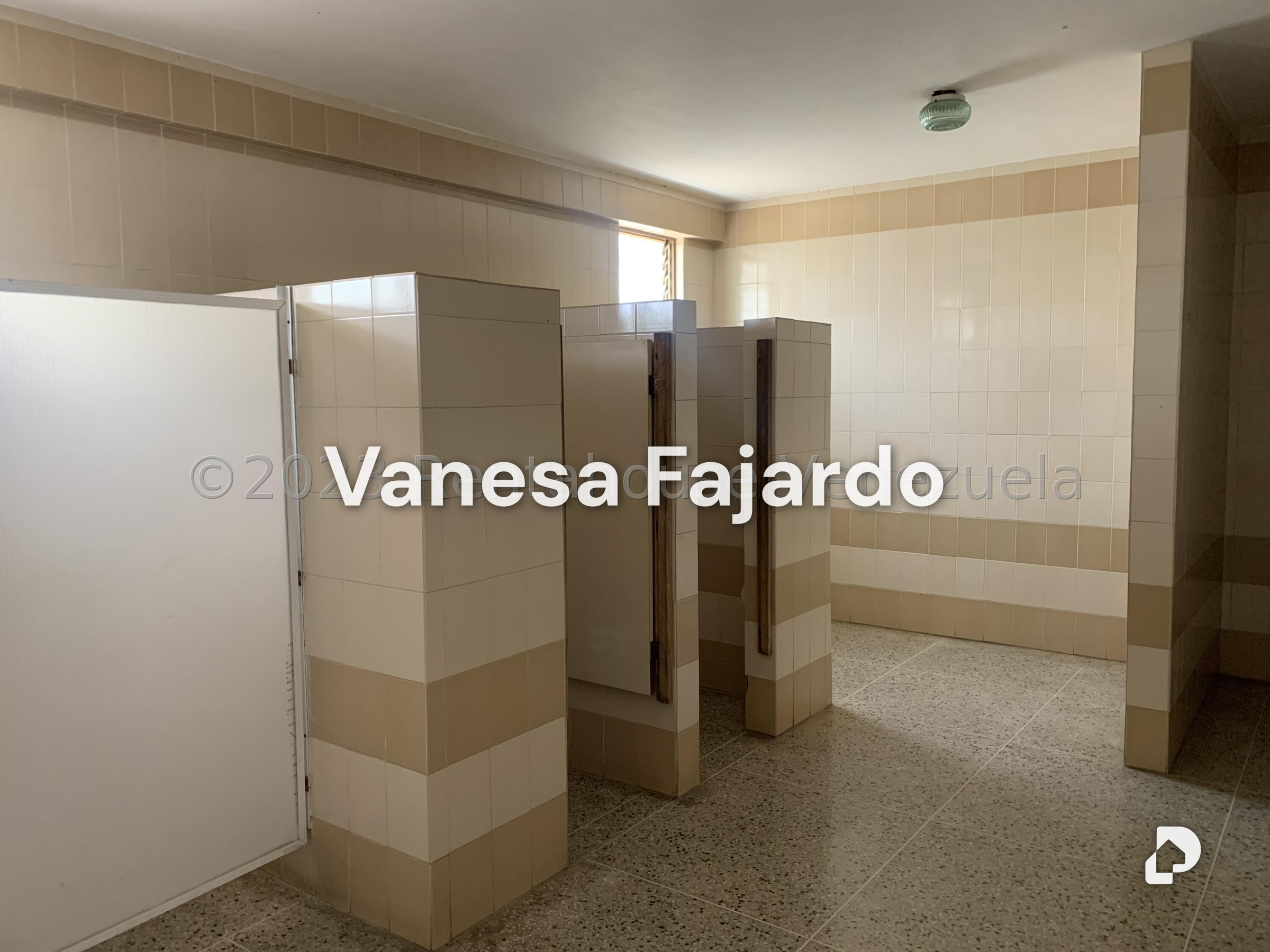 Local comercial en Avenida Goajira, Maracaibo – 14