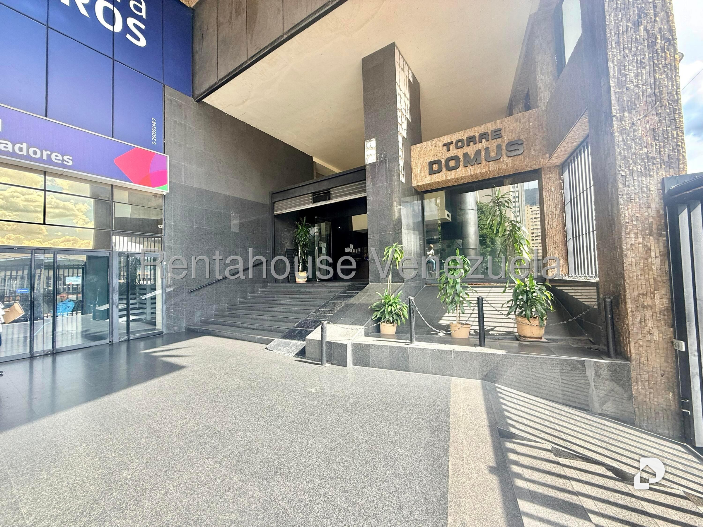 Local comercial en Plaza Venezuela, Caracas – 3