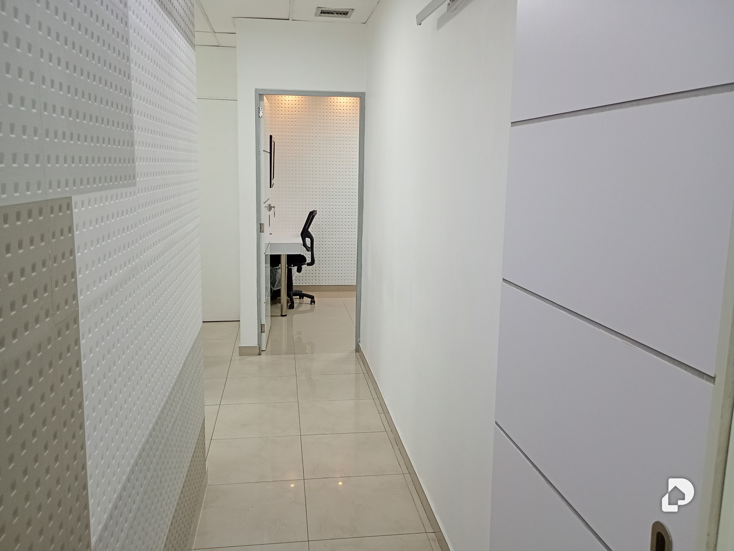 Oficina en Las Mercedes, Caracas – 5