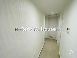 Apartamento en Urbanización Base Aragua, Maracay – 17