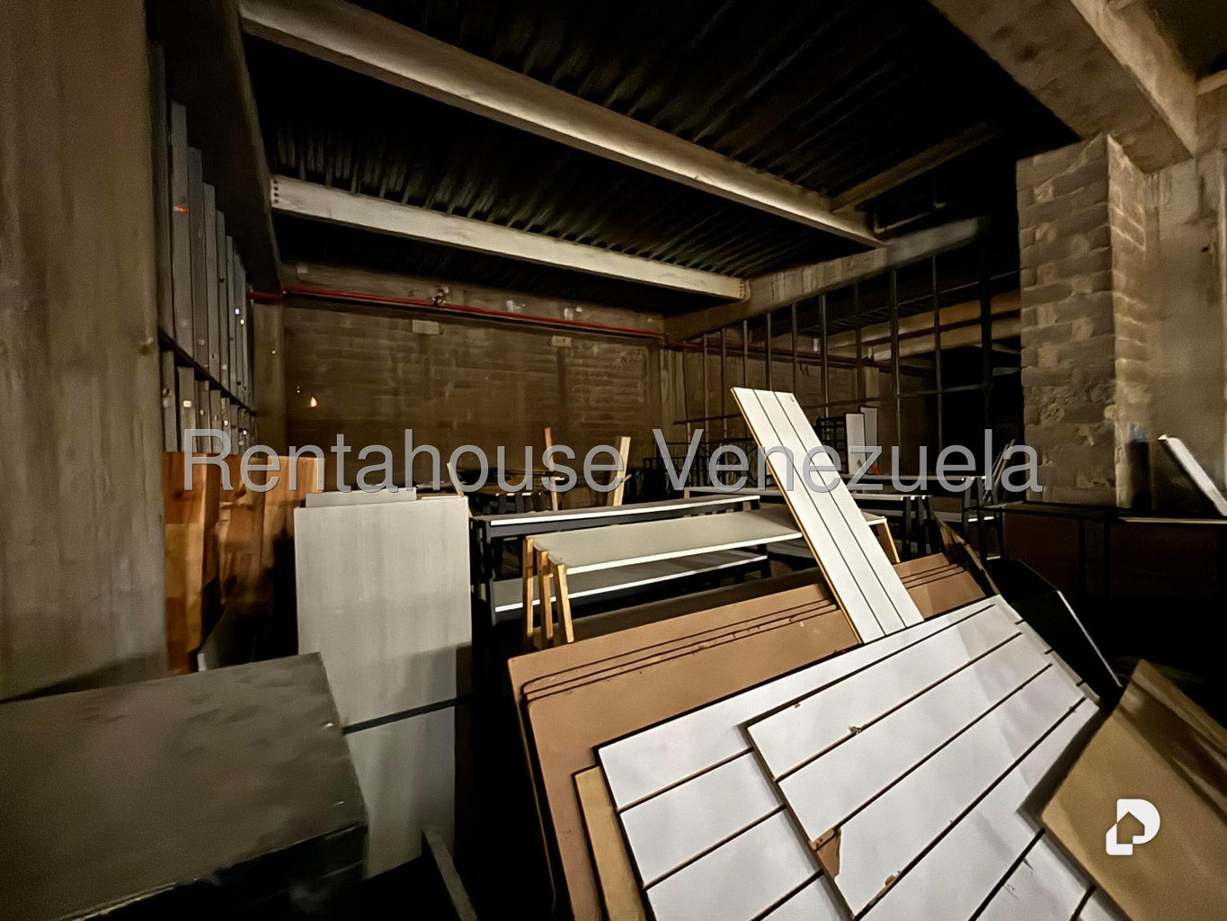 Local comercial en Los Naranjos (del Cafetal), Caracas – 11