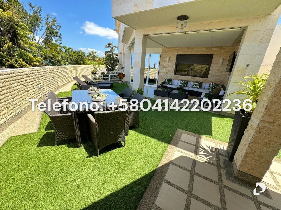 Casa en Los Naranjos (del Cafetal), Caracas – 23