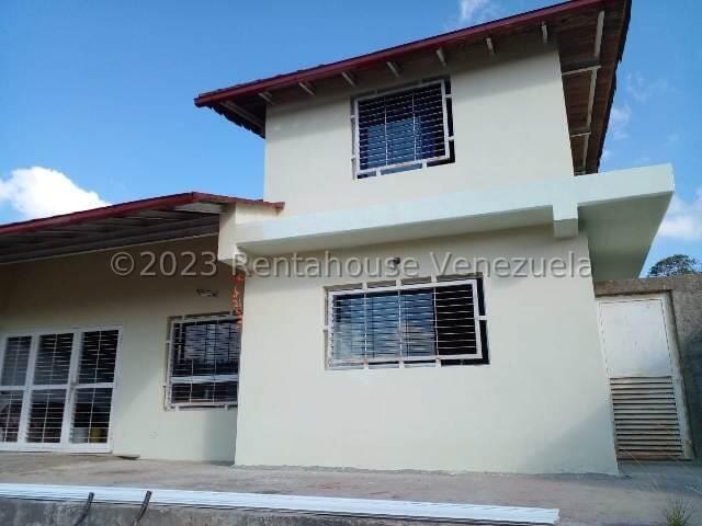 House in El Hatillo, Caracas - 1