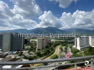 Apartamento en Lomas de Las Mercedes, Caracas – 1
