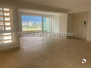 Apartamento en Lomas de Las Mercedes, Caracas – 19
