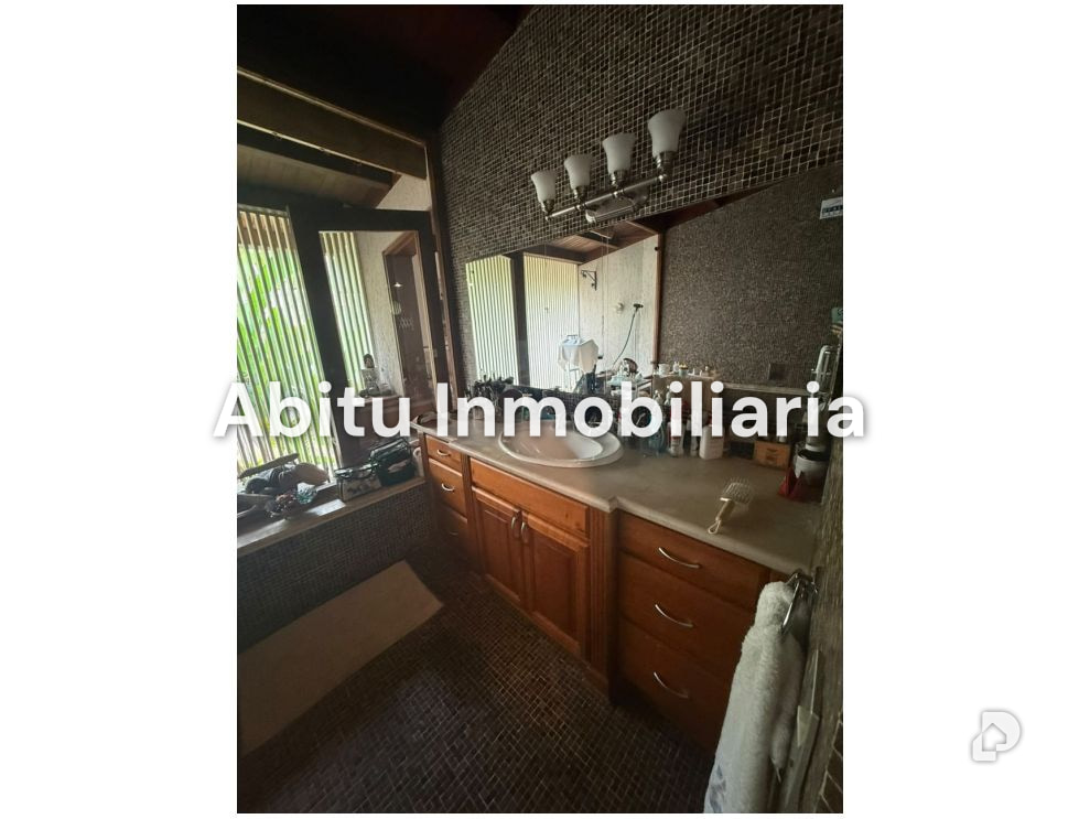 Casa en La Lagunita, Caracas – 22