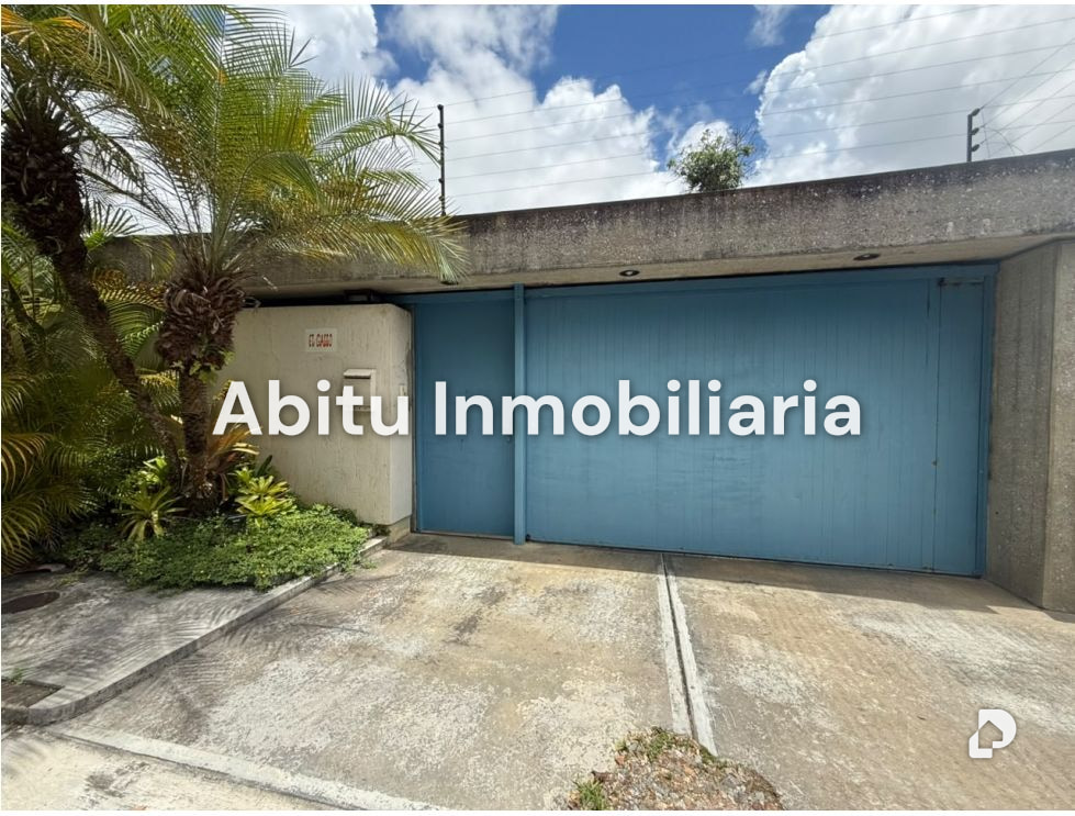 Casa en La Lagunita, Caracas – 35