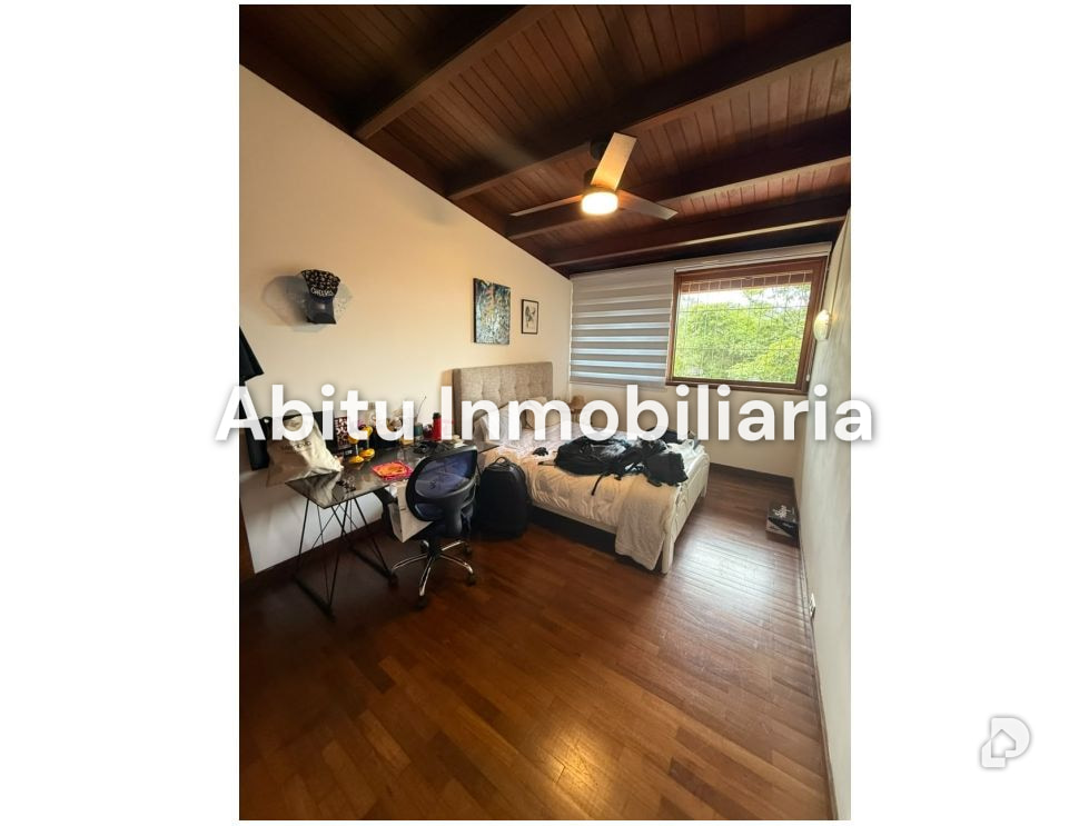 Casa en La Lagunita, Caracas – 13