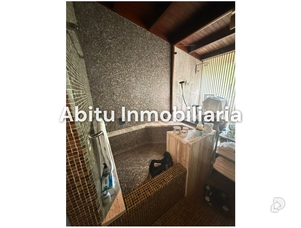 Casa en La Lagunita, Caracas – 25