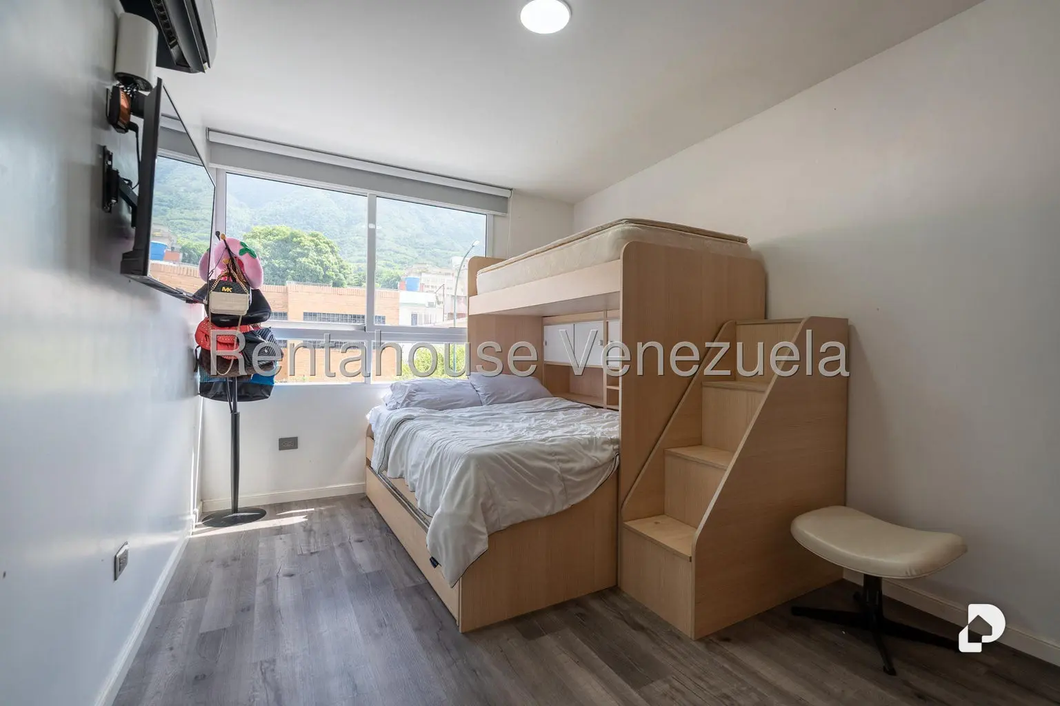 Casa en Santa Eduvigis, Caracas – 30