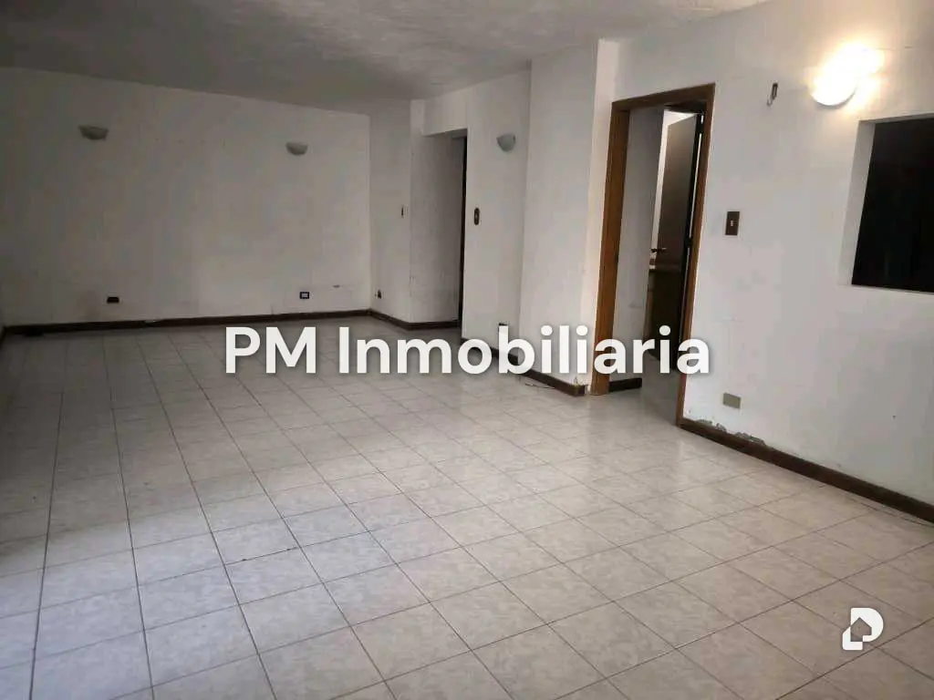 Casa en Cumbres de Curumo, Caracas – 9