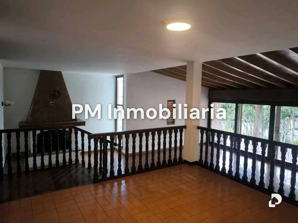Casa en Cumbres de Curumo, Caracas – 4
