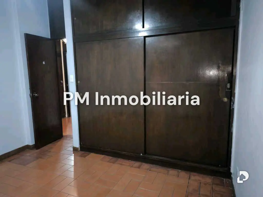 Casa en Cumbres de Curumo, Caracas – 19
