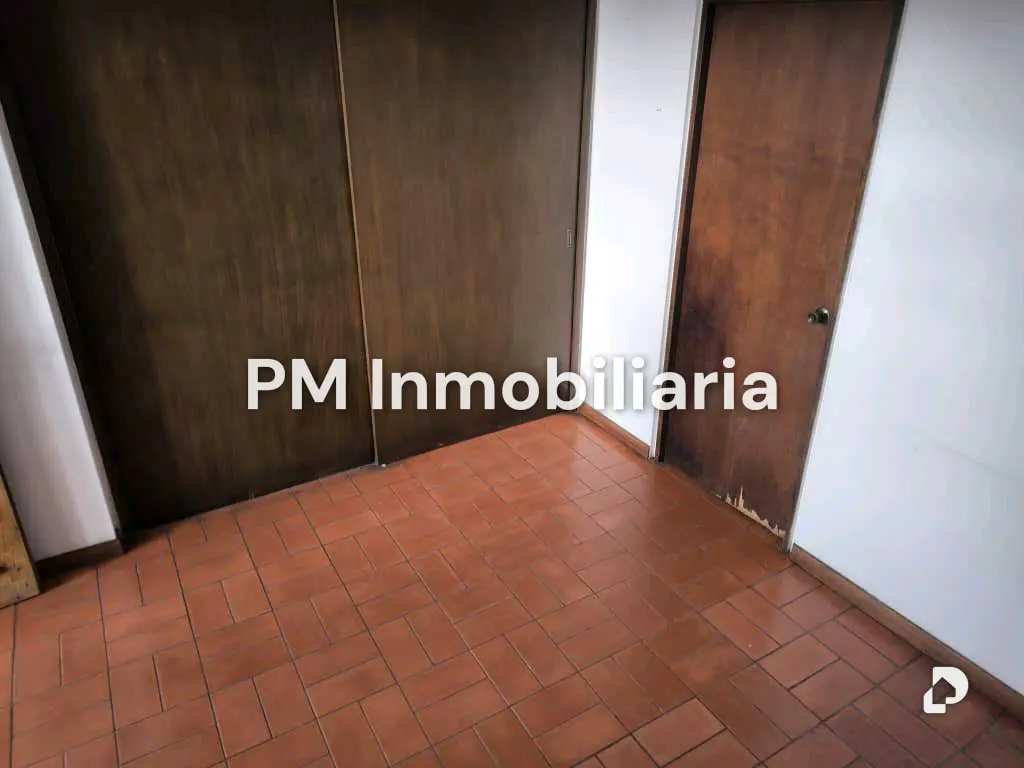 Casa en Cumbres de Curumo, Caracas – 13