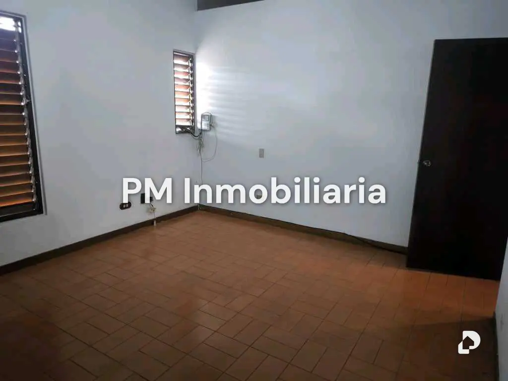 Casa en Cumbres de Curumo, Caracas – 11