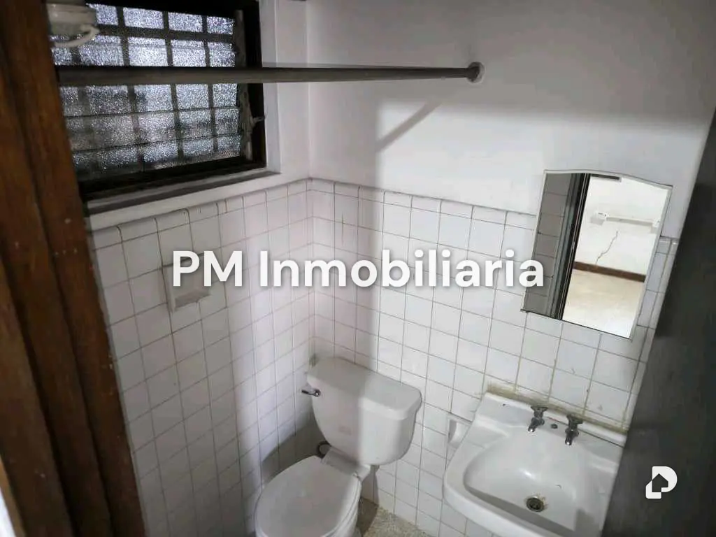 Casa en Cumbres de Curumo, Caracas – 24