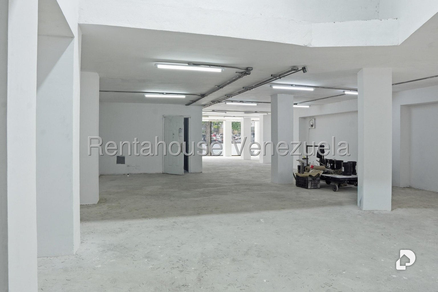 Local comercial en Chuao, Caracas