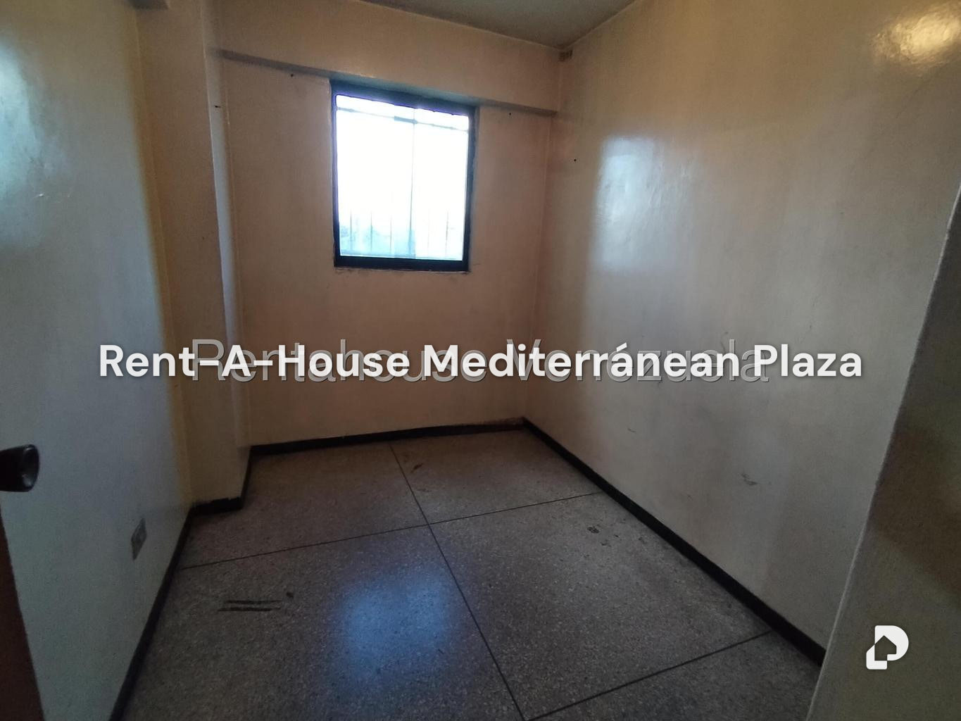 Apartamento en Avenida Lara, Valencia – 12