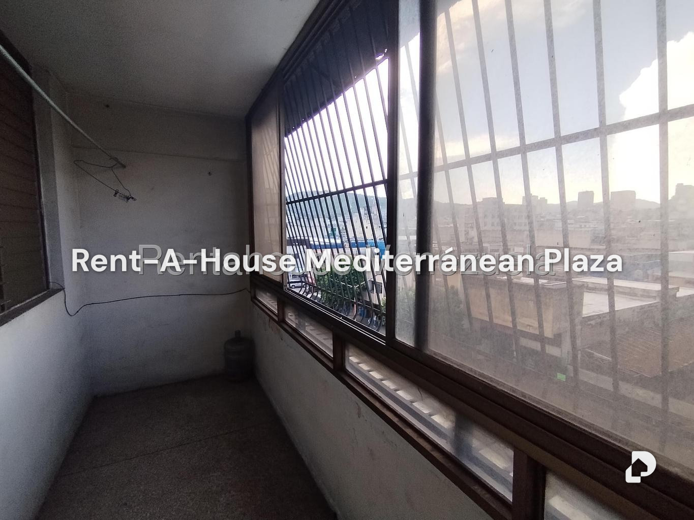 Apartamento en Avenida Lara, Valencia – 14