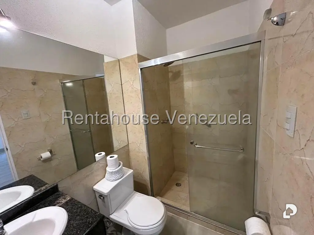 Apartamento en La Boyera, Caracas – 11
