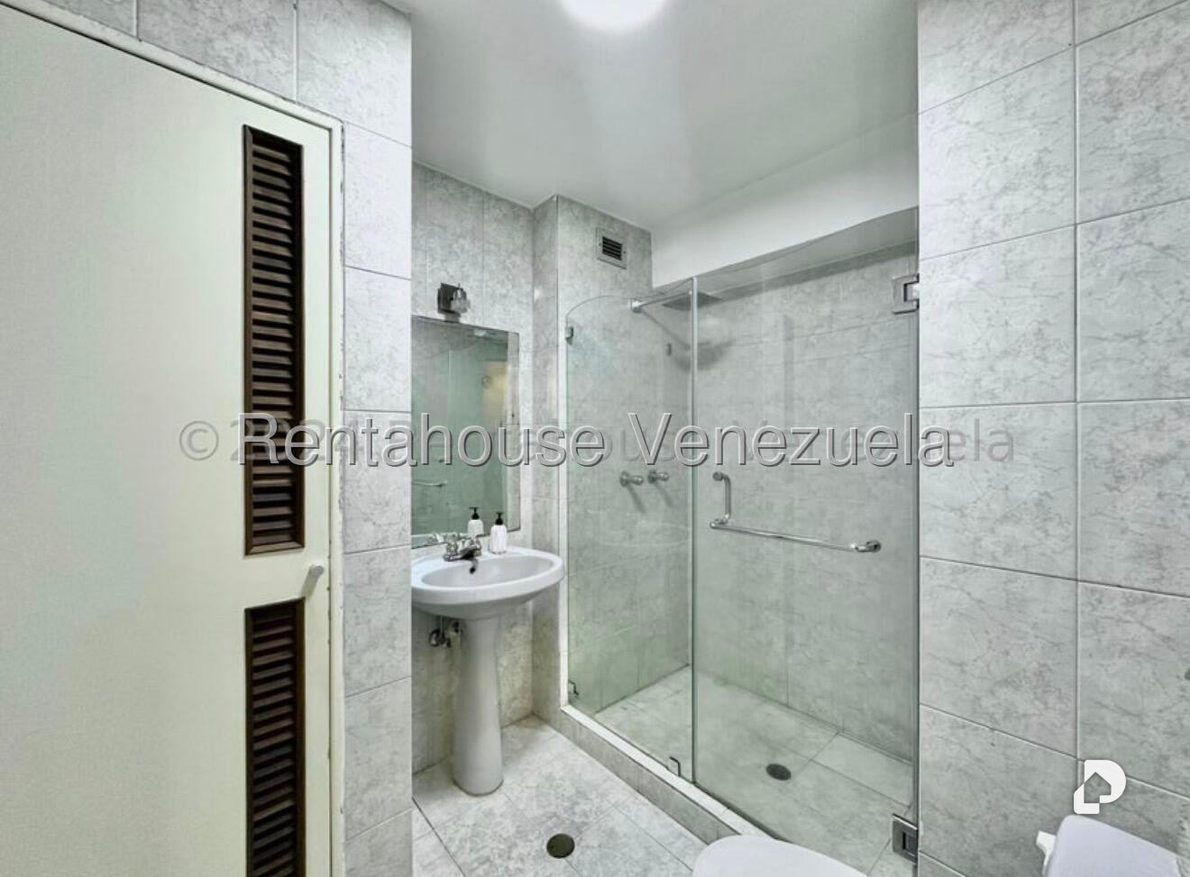 Apartment in Miranda, Caracas – 12