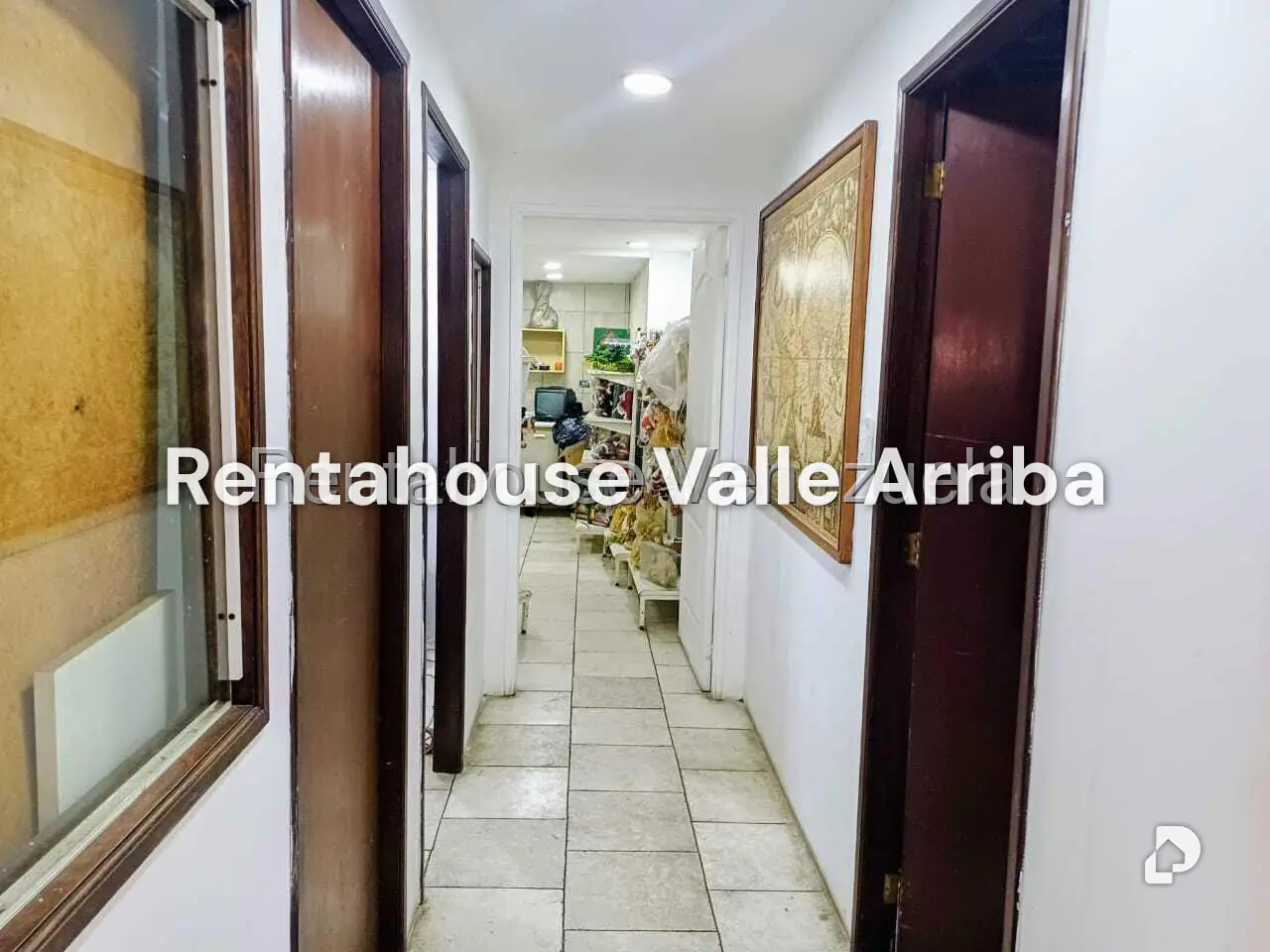 Local comercial en Parroquia Catedral, Caracas – 25
