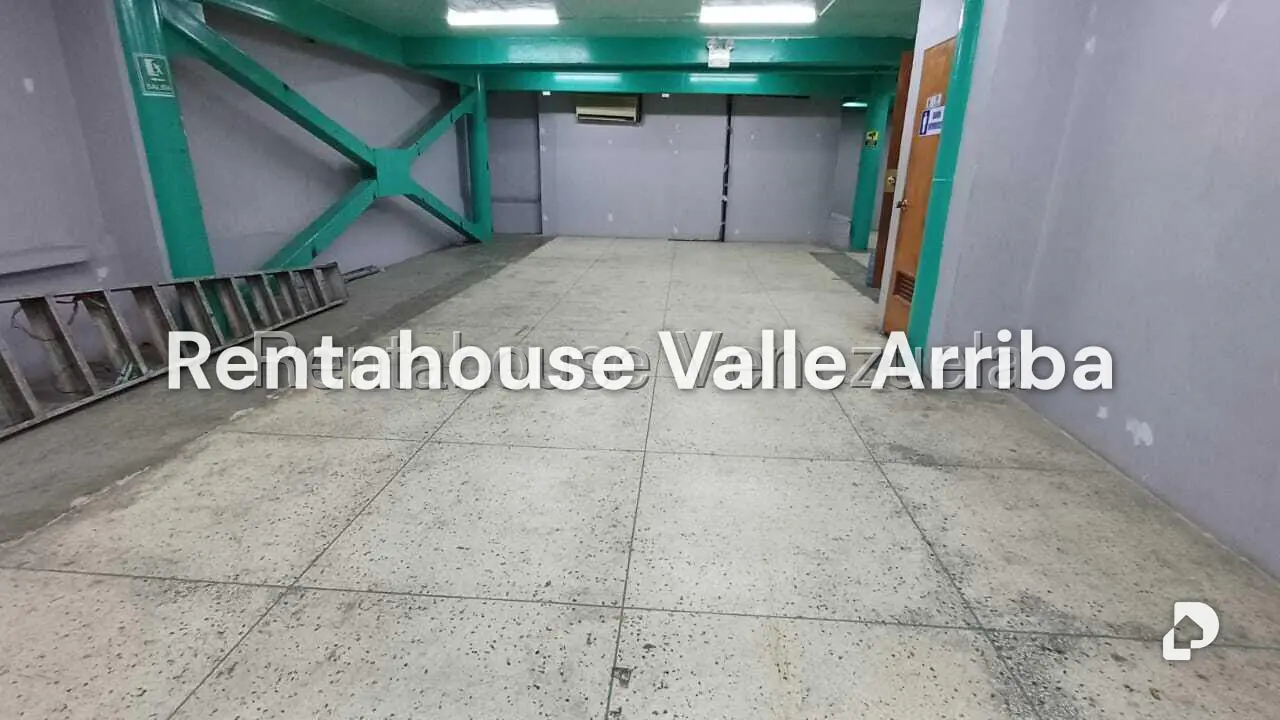 Local comercial en Parroquia Catedral, Caracas – 12