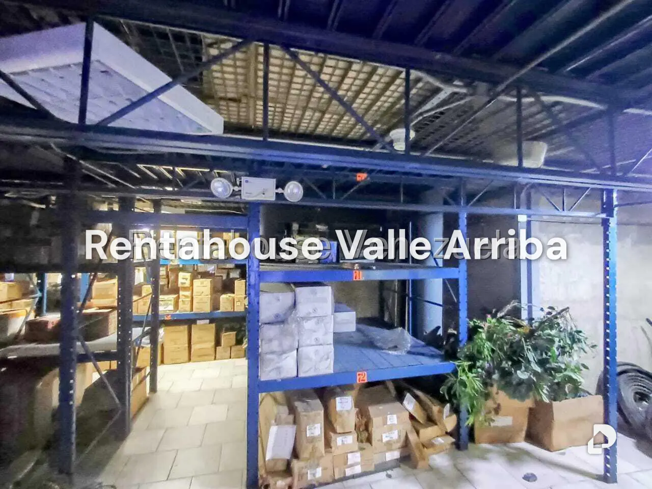 Local comercial en Parroquia Catedral, Caracas – 21