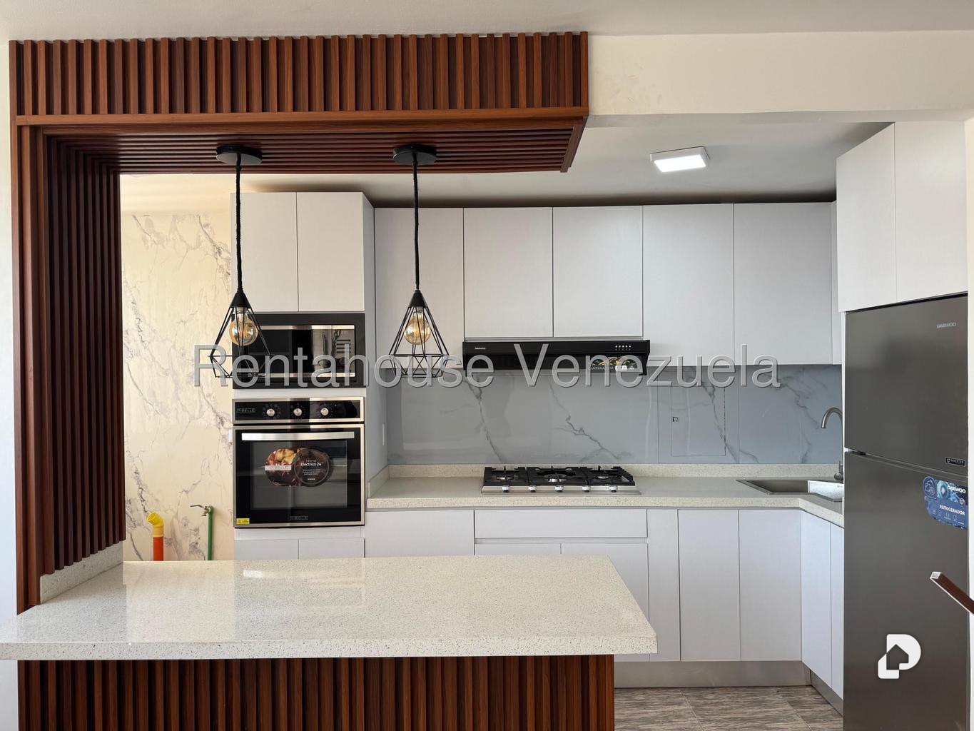 Apartamento en Parque Central, Caracas – 13