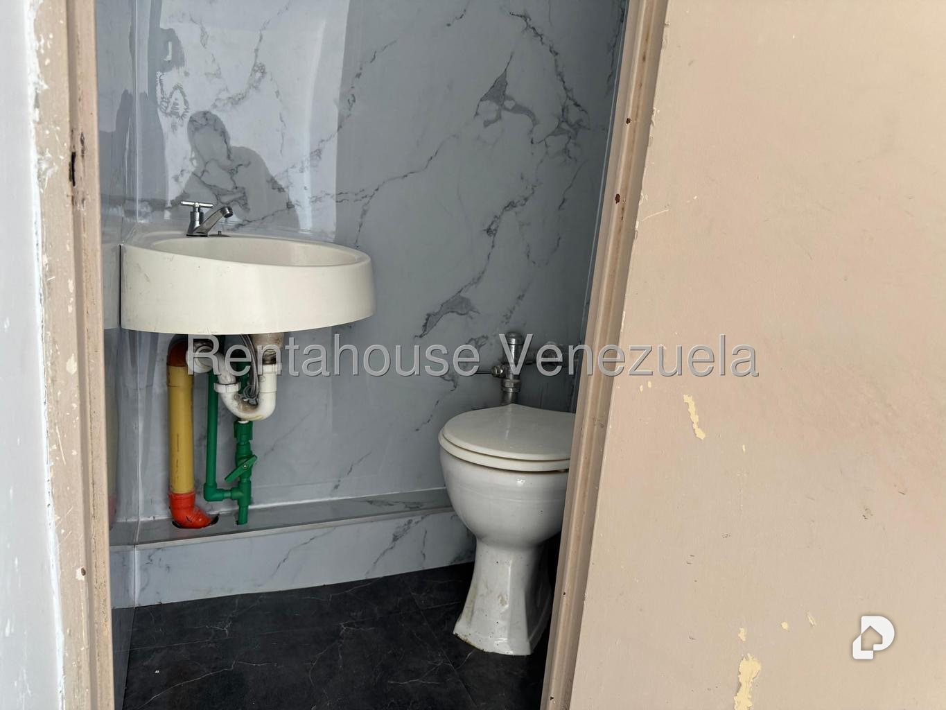 Apartamento en Parque Central, Caracas – 17