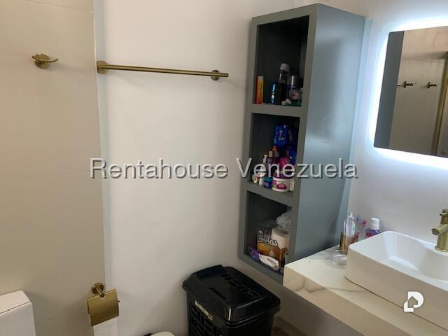 Townhouse en La Boyera, Caracas – 19