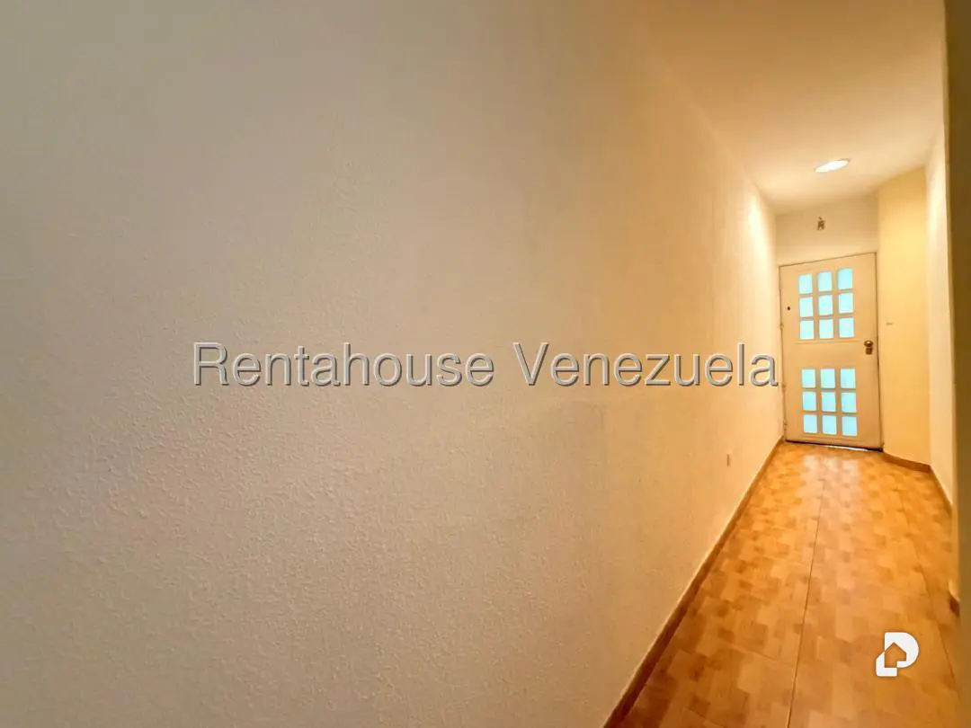 Casa en Montecristo, Caracas – 27