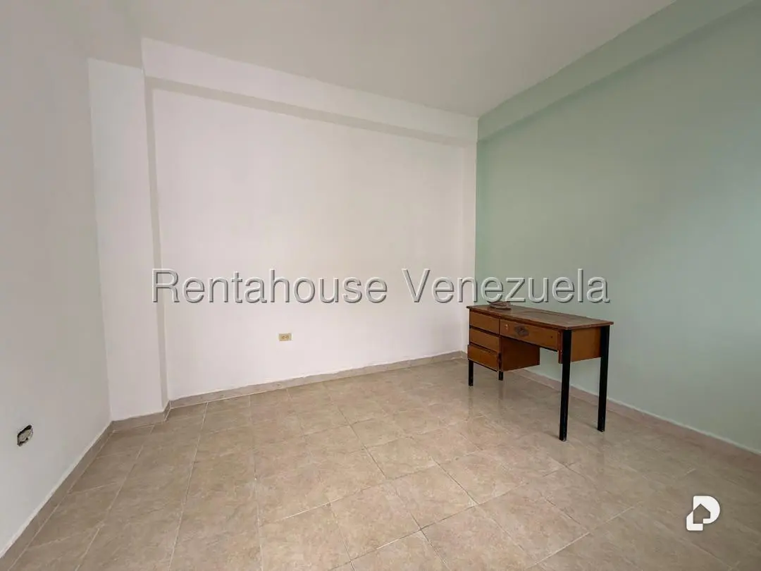 Casa en Montecristo, Caracas – 10